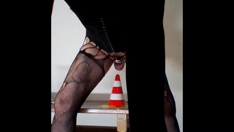 Bound_Sissy: Banci Chastity bermain dubur