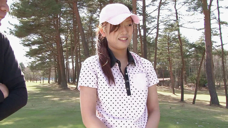 The Asian Sports: Pelajaran bermain golf sebagai pertukaran untuk beberapa pancutan mani