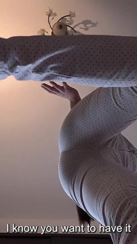 Ngồi lên mặt ướt át nếm thử chất lỏng của tôi