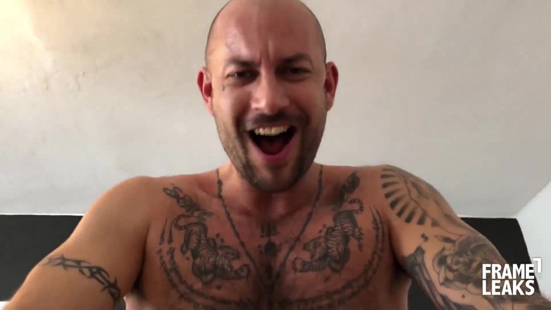 Pinko Club: Analer dreier für Mike Angelo mit seiner freundin Angel Emily...
