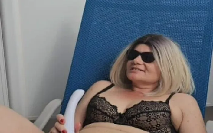 Sofy13: I invited a stranger to my cabin