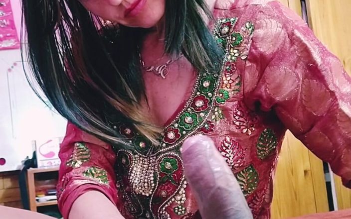Bolly Karma: Mama sexy și ginerele nebun îndrăgostit