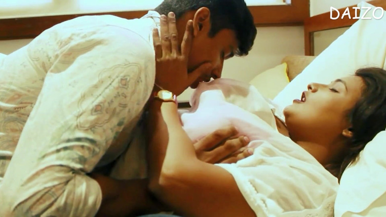 AlexDaizo: Sexo duro con india comiendo coño