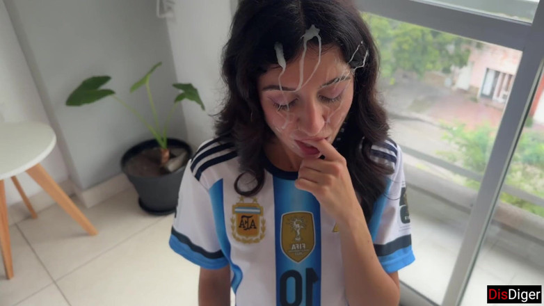 Dis Diger: Horny Football Player Katty West Catches a Fan Near the...