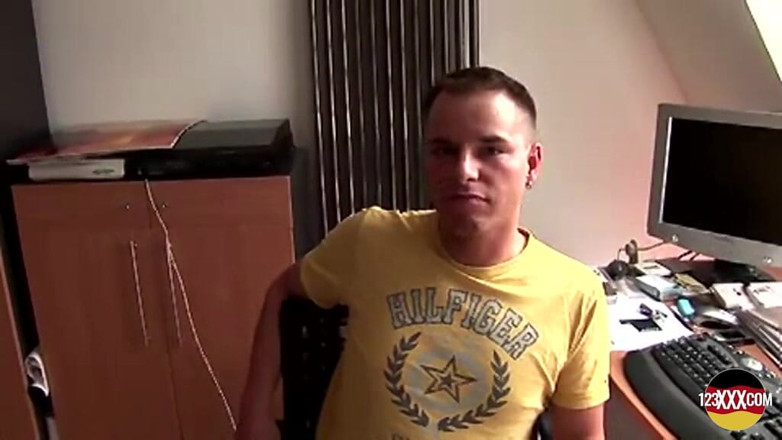 German amateur - 100% German hardcore videos: 독일에서 온 통통한 금발의 친구가 존나게 사정해