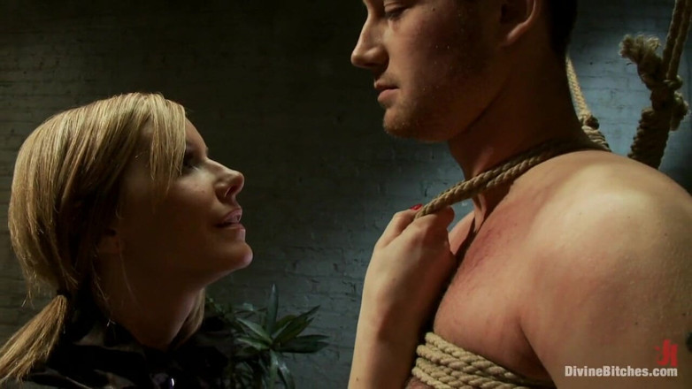 Divine Bitches by Kink: Het maken van een dominante: aflevering 2 reality check
