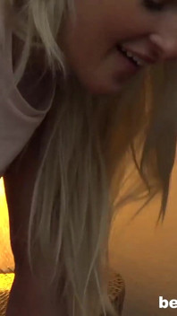 Cycata Daisy Lee, blond gwiazda porno piękna zostaje zerżnięta przez starego kolesia Marcello