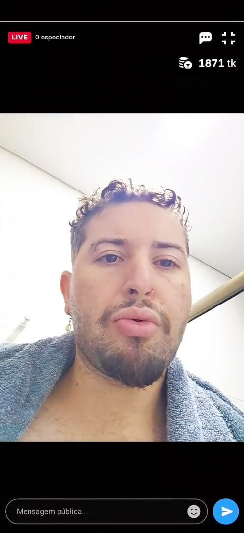 Marcosninfo: I Took a Shower on the Livestream and Gained Some...