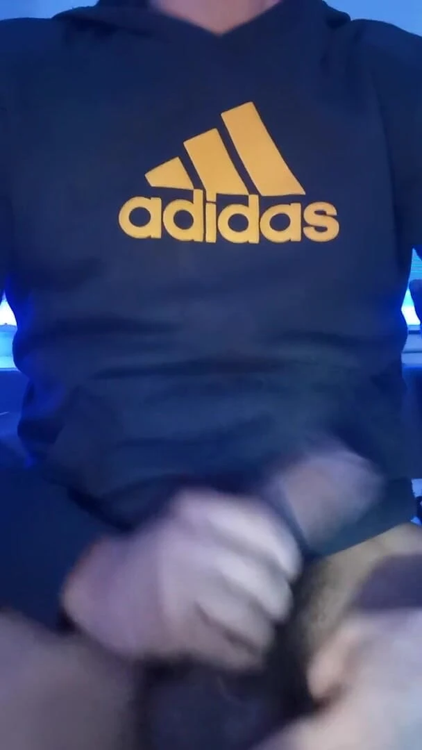 Costiro: Big Hard Cumshot Sexy Body!