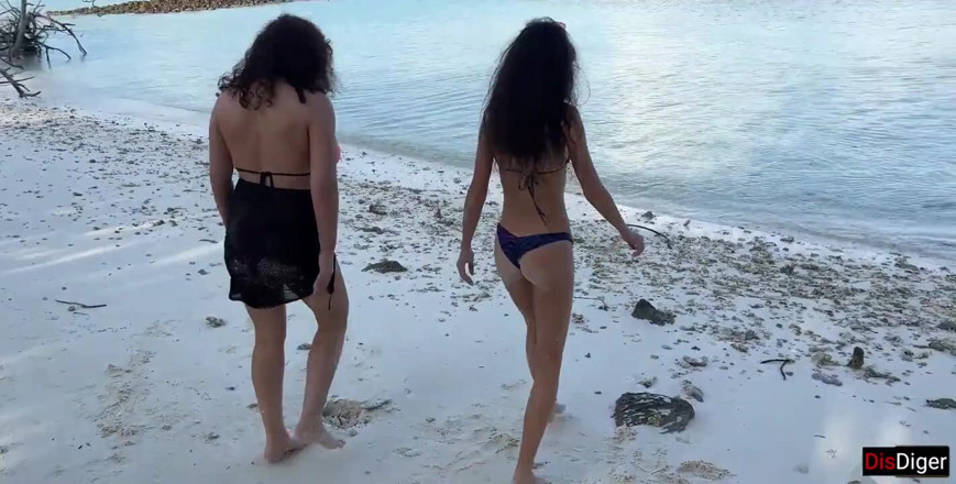 Dis Diger: Busty Stepmom and Stepdaughter Got Golden Showers Instead of Tanning...