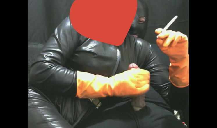 Peternorthlegend: Esposa fumadora en guantes de goma naranja mamada # 1