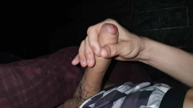 SEXY_GUYBEST: Enorme cumshot na een lange en gepassioneerde masturbatie in de...