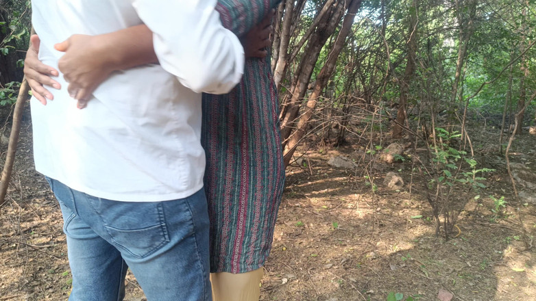 Apple baby: XXX în aer liber