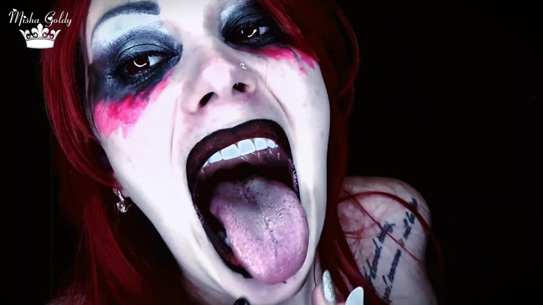 Goddess Misha Goldy: Wytrysk w usta niebezpiecznego demona i zostań moim żołnierzem!