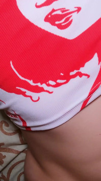 義理の妹がセクシーなTシャツでセックスされる!