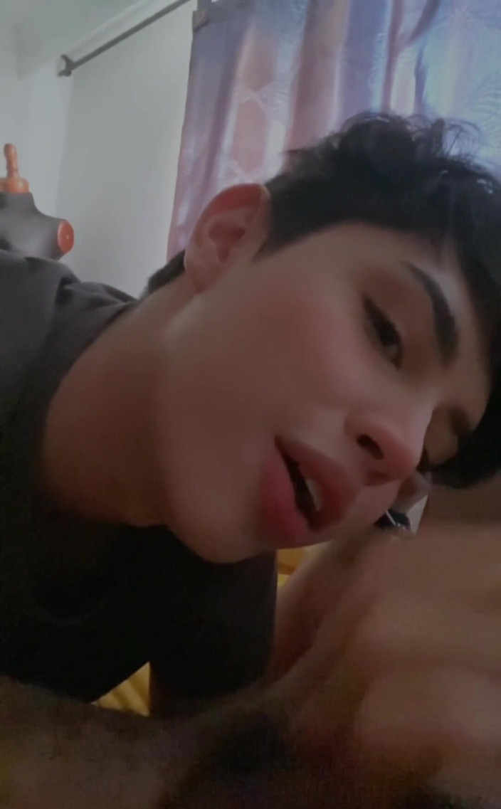 Dilan Castro: Cum in My Little Mouth Please