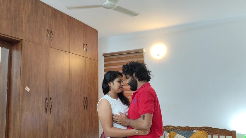 Vaigavarun45: Girl and Electrician Hot Fuck While She Was Alone at...