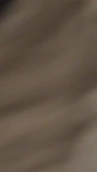 Amico filma moglie scopata in piscina e camera d'albergo