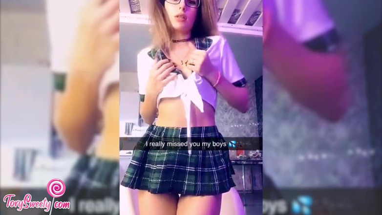 Tory Sweety: Tiny teen masturbates pussy with sex toys - Hot Solo