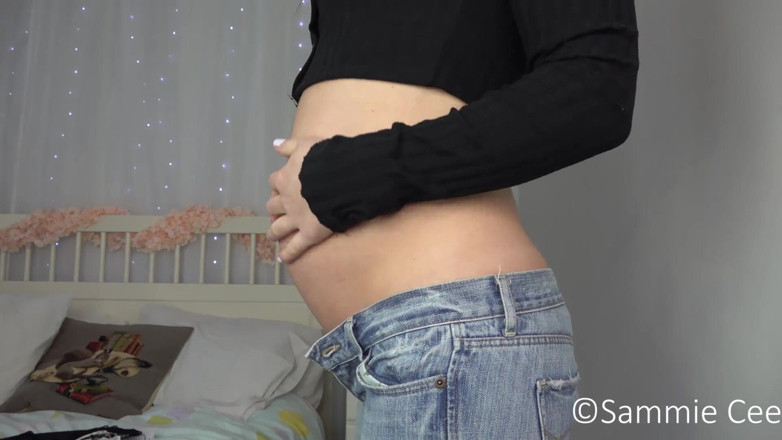 Pregnant Sammie Cee: Pregnant panty haul try on