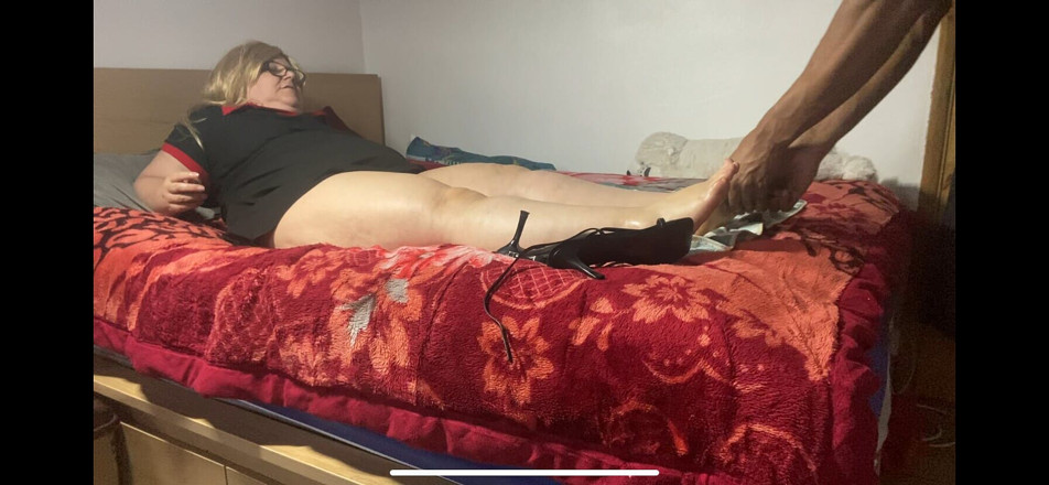 Daddykane: MILf britische reife blondine, versaute interracial füße schnüffeln bbc