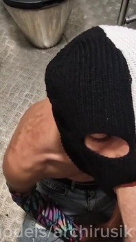 Femboy si cewek nakal pelayaran dientot habis-habisan sama ayahnya yang mesum dengan skuter!