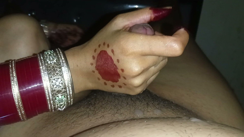 Shavetabhabhi: भाभी ने हिला कर Maal निकल दिया