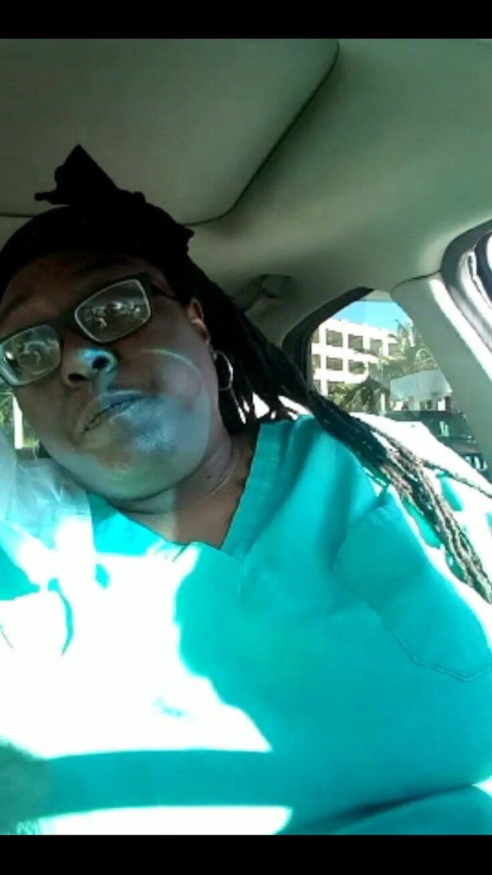 His Queen Suga: Đánh giá nhanh máy rung Rose