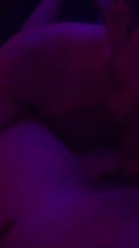 Cutie Str8 Gets a Nice Head in Bed