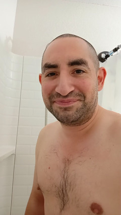 Brandon Lee: D Anal, Lavman, Yıkanma, Sarkma Ve Bağırsak Hareketi