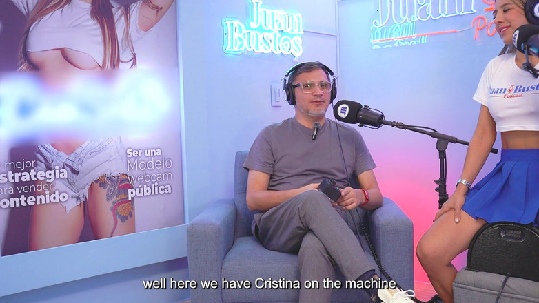 JuanBustos: クリスティーナ・ベガス、ラティーナのウェブカムモデルがjuanbustospodcastでマシンに乗ってクリトリスを壊している。
