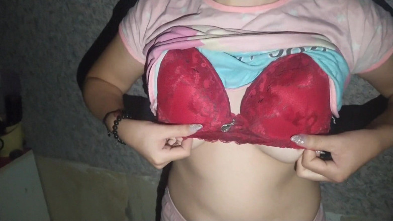 Teen and Milf Female Sex: I fucked my girlfriend's mouth and then her pussy like