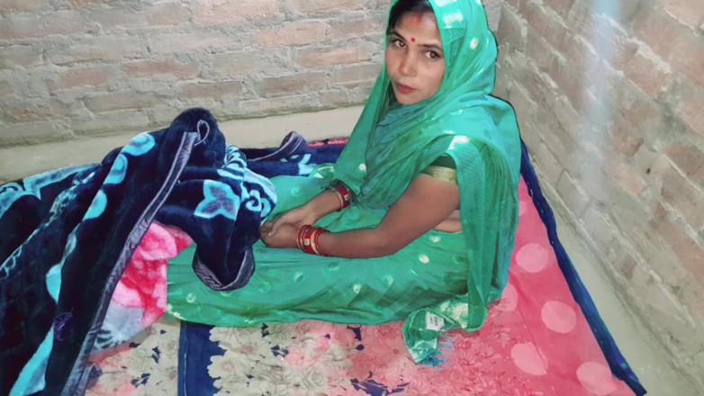 Renudbf: Bhabhi Kampung India Berkongkek dalam Hutan Seks Di Luar – Audio...