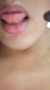 Danza sexy masturbazione e sborra