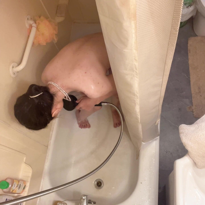 sweethanajapanese: Oggi È Caldo Hana Shower