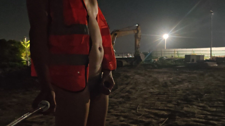 ChineseBisexual: Naked Patrols at Construction Sites, Leaving Sperm Beside Busy Public...