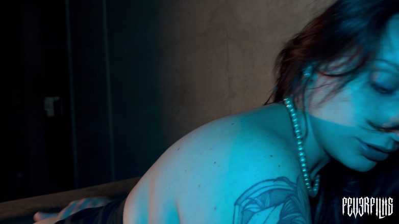 Fever Films: เธอรับผิดชอบด้วยการนั่งร้อนในฉากนั่งหน้า