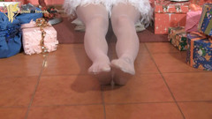 Foot Fetish HD: Carla se diverte com roupa de natal