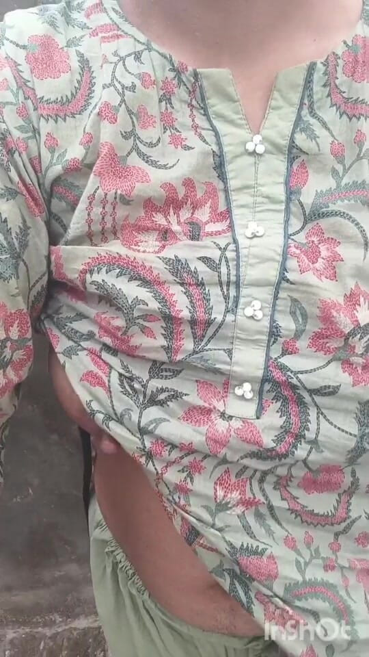 Naughty_Sana: Heißes mädchen zeigt ihrem stiefbruer, virales video möpse und muschi