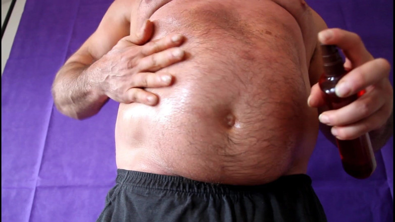 Gaybear1966: Big gay bear step daddy hunk muscle bear workout and...