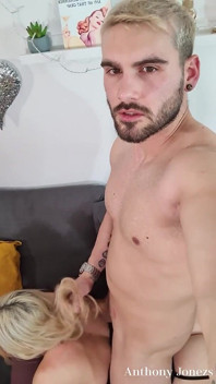 Hairjob fetisch blondes mädchen