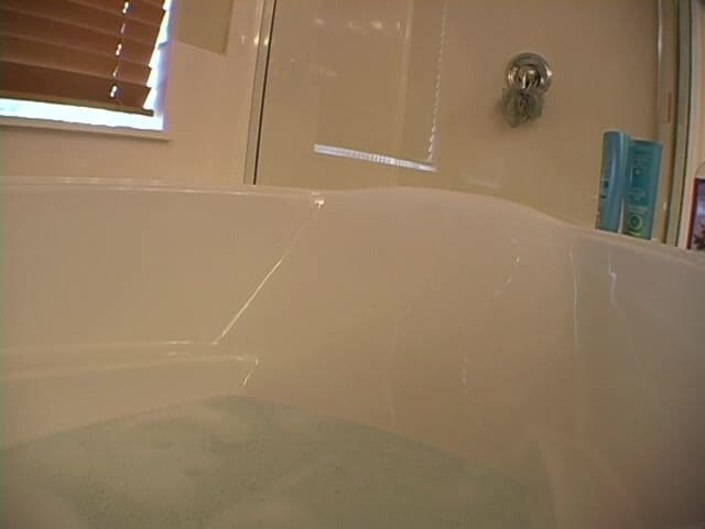 Solo Dream Babes: Solo Traumschätzchen: Kiki: in der Wanne