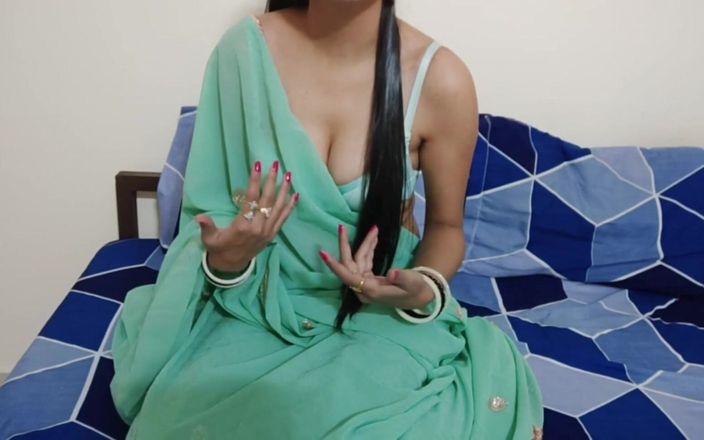 Saara Bhabhi: Hindský sexuální příběh Roleplay - nádherná paní sex se služebníkem