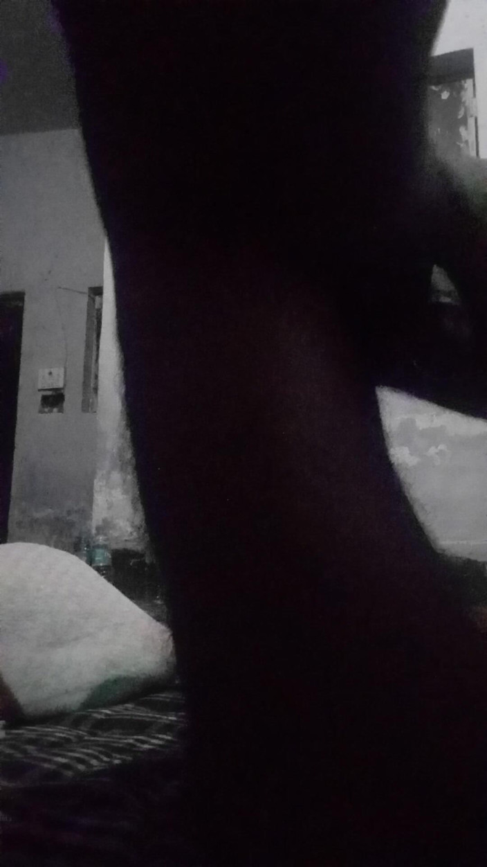 Raaz26d: 내 자지를 자위하고 기름을 싸고 섹스를 준비하는 독특한 스타일