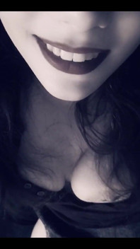 A Little Bit of Stepmommy Roleplay While Sexting