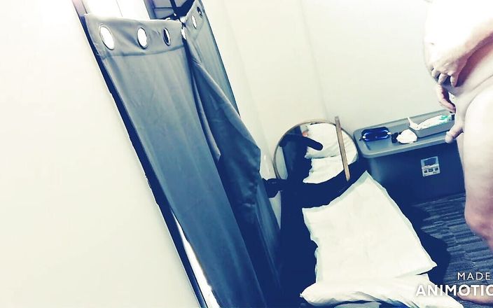 Rainforestman: 私の巨大な黒いディルドで遊ぶ