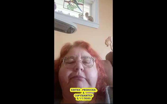 BBW nurse Vicki adventures with friends: Nurse Vicki Eats Here Lunch and Then Enjoys Some Yummy...