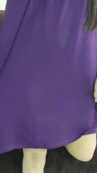 Hintli güzel Saara amcığını parmaklıyor ama üvey erkek kardeşi tarafından porno izliyor ve sıkı amını sikiyor!