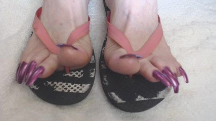 Abby Anna: Super long metallic pink toenails