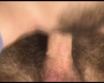 Hardcore German Club: Amateur babe uit kreeg haar strakke kutje geneukt